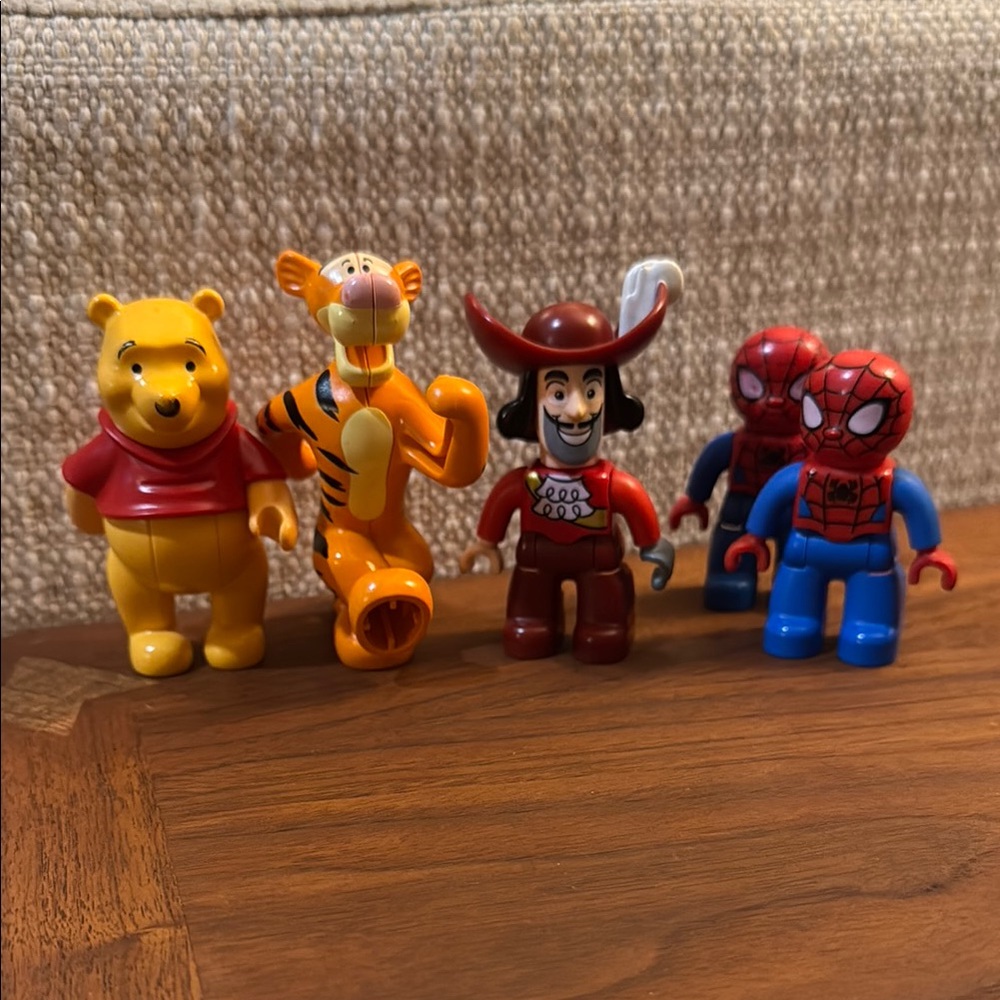 Lego Duplo figures